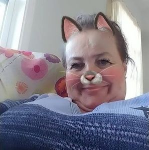 Meet your Posher, Guylaine